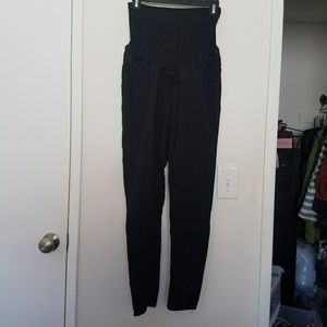 VGUC First Kick Black Maternity Skinny Pants